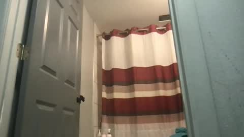 Snapshot of kmarie1196 chatting on 10, 6, 2026 kmarie1196 online show from 10, 6, 2026