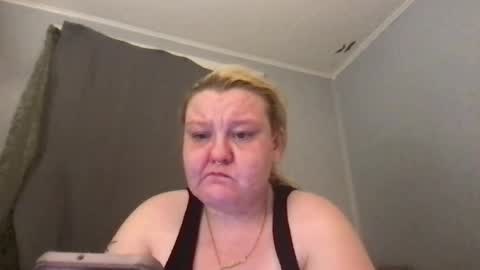 Snapshot of kmarie1196 chatting on 27, 7, 2026 kmarie1196 online show from 27, 7, 2026