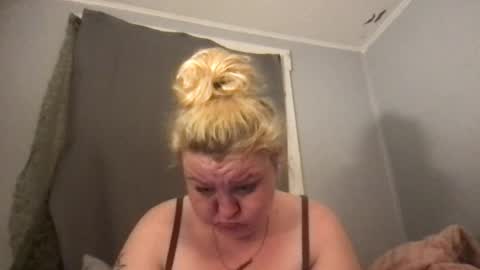 Snapshot of kmarie1196 chatting on 31, 7, 2026 kmarie1196 online show from 31, 7, 2026