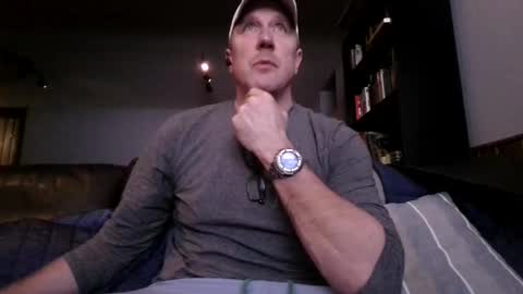 Knight3975 online show from 6, 3, 2026