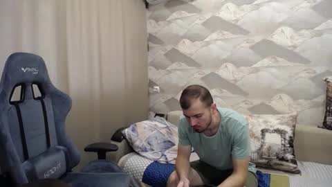 Snapshot of knight_5 chatting on 2, 10, 2025 Carter. online show from 2, 10, 2025