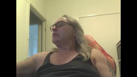 knobout online show from 19, 11, 2025