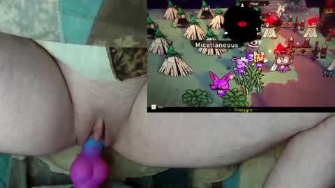 Snapshot of knottedkit chatting on 10, 1, 2025 knottedkit online show from 10, 1, 2025