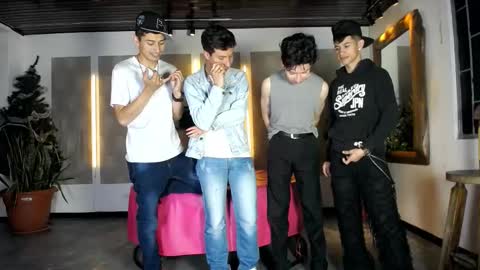 kobayaske online show from 2, 12, 2025