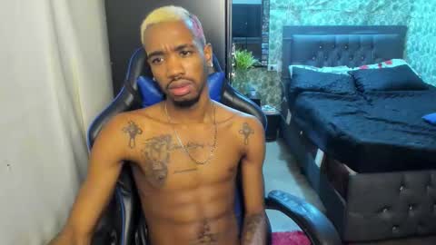 Snapshot of kofi_exotic_ chatting on 22, 11, 2025 kofi online show from 22, 11, 2025