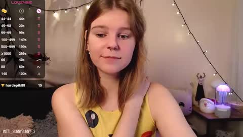 Snapshot of komorebbi chatting on 17, 12, 2024 Marta online show from 17, 12, 2024