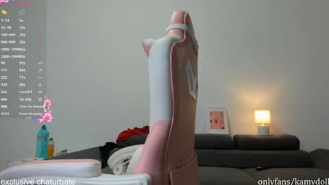 Snapshot of komydoll chatting on 19, 9, 2025 kamydoll online show from 19, 9, 2025