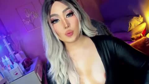 MISS ALICIA online show from 28, 1, 2025