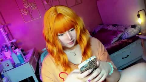 MISS ALICIA online show from 9, 9, 2025