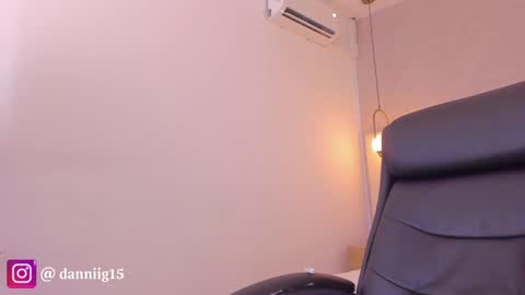 K O S M I C online show from 16, 1, 2025