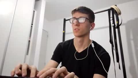 Facu online show from 22, 12, 2025