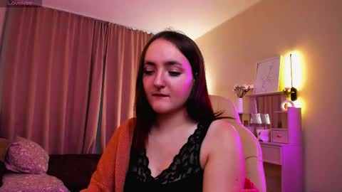 Snapshot of kris_loken chatting on 16, 11, 2025 kris_loken online show from 16, 11, 2025