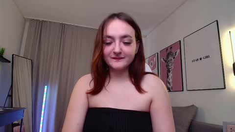 Snapshot of kris_loken chatting on 23, 11, 2025 kris_loken online show from 23, 11, 2025