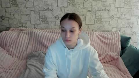 Snapshot of krisdoeill chatting on 2, 5, 2026 krisdoeill online show from 2, 5, 2026