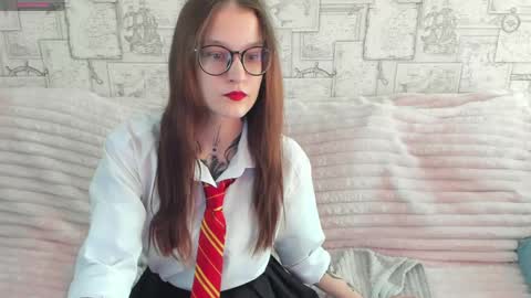 Snapshot of krisdoeill chatting on 27, 5, 2026 krisdoeill online show from 27, 5, 2026