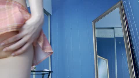 kriskras__ online show from 13, 1, 2025