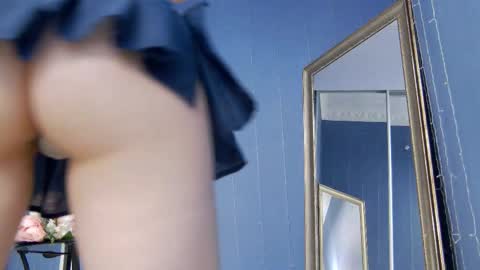 kriskras__ online show from 12, 9, 2025