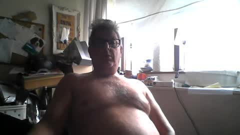 Snapshot of kriss3325 chatting on 27, 7, 2026 kriss online show from 27, 7, 2026