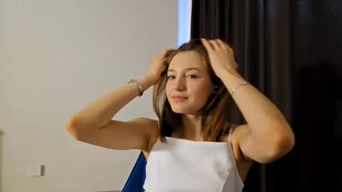 Snapshot of kristandaty chatting on 19, 2, 2026 kristandaty online show from 19, 2, 2026