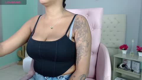 kristel_lee online show from 10, 3, 2025
