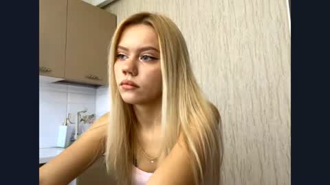 Snapshot of kristifelicien chatting on 13, 6, 2026 Blake online show from 13, 6, 2026