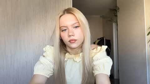 Snapshot of kristifelicien chatting on 26, 6, 2026 Blake online show from 26, 6, 2026