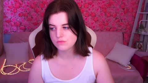kristifoxy online show from 10, 6, 2026