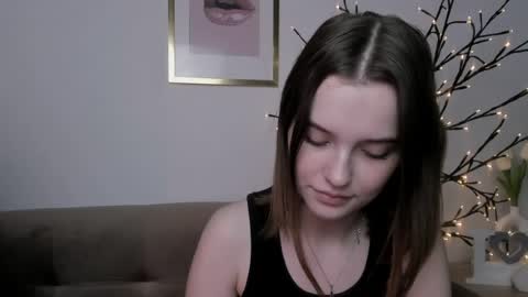 Snapshot of kristigant chatting on 14, 6, 2026 kristigant online show from 14, 6, 2026