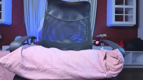Snapshot of kristinagriner chatting on 4, 7, 2026 KristinaGriner online show from 4, 7, 2026