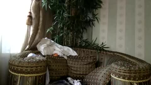 kristinalamour96 online show from 18, 9, 2025