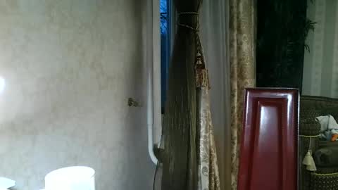 kristinalamour96 online show from 4, 12, 2025