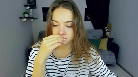 Snapshot of kristinalevis chatting on 17, 12, 2024 Kristina online show from 17, 12, 2024