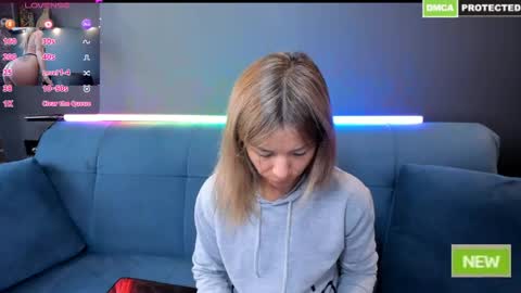Snapshot of kristinasexyhot chatting on 5, 6, 2026 Muscle Queen online show from 5, 6, 2026