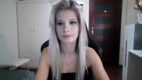 KristineAmore online show from 24, 9, 2025