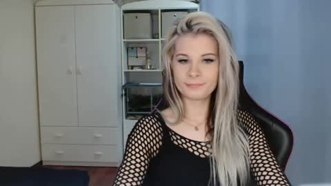 Snapshot of kristineamore chatting on 21, 4, 2026 KristineAmore online show from 21, 4, 2026