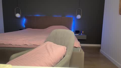 Snapshot of kristy_saint chatting on 30, 9, 2025 Kristi online show from 30, 9, 2025