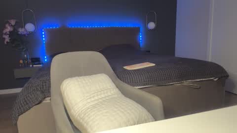 Snapshot of kristy_saint chatting on 16, 10, 2025 Kristi online show from 16, 10, 2025