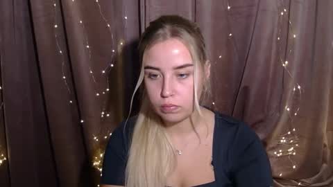 KristyFlowers online show from 4, 12, 2024