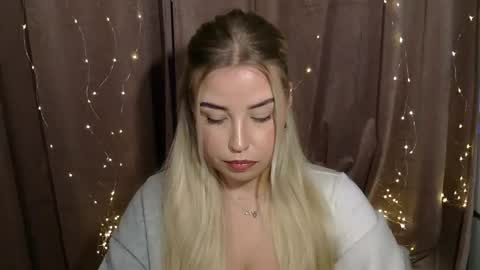 KristyFlowers online show from 9, 12, 2024