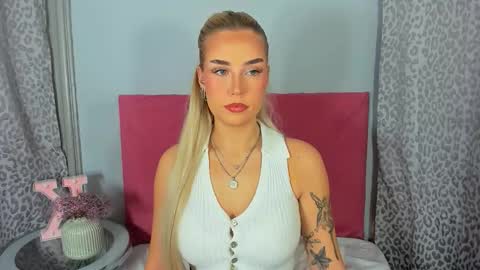 Snapshot of kristyflowers chatting on 15, 2, 2026 KristyFlowers online show from 15, 2, 2026