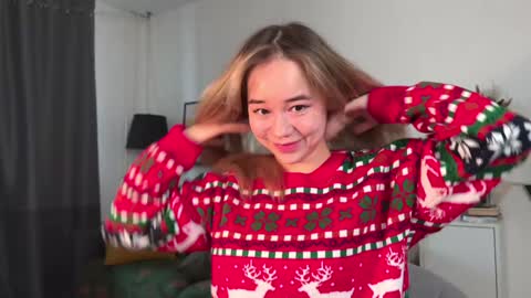 Snapshot of kristyspiritedaway chatting on 1, 1, 2025 Kristy Nip slip shady Best model on CB online show from 1, 1, 2025