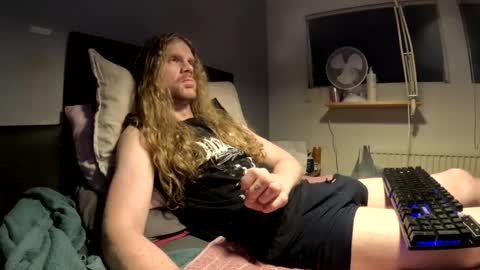 Krullz online show from 15, 12, 2025