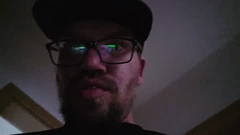 Snapshot of kryptoni18435 chatting on 5, 7, 2026 Tommy online show from 5, 7, 2026