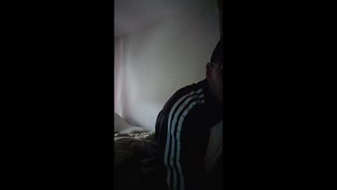 Snapshot of kryptoni18435 chatting on 6, 7, 2026 Tommy online show from 6, 7, 2026