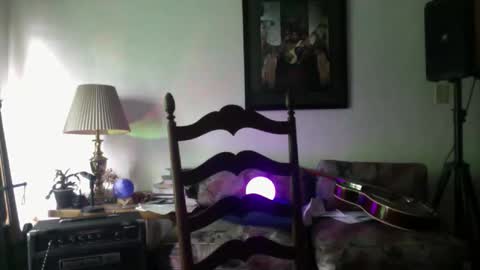 krystalkush420 online show from 18, 4, 2026