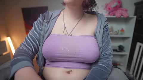 Snapshot of krystalsyxx chatting on 23, 2, 2025 Krystal Syx online show from 23, 2, 2025