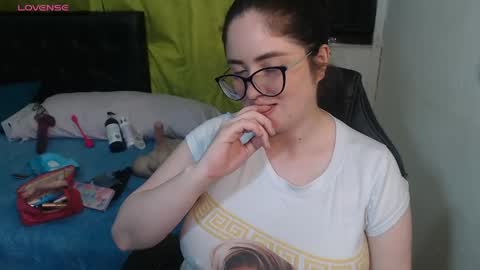 Snapshot of kryystaladams chatting on 8, 5, 2026 kryystaladams online show from 8, 5, 2026
