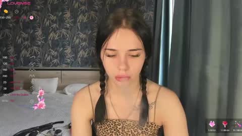 Ksenia online show from 17, 4, 2026