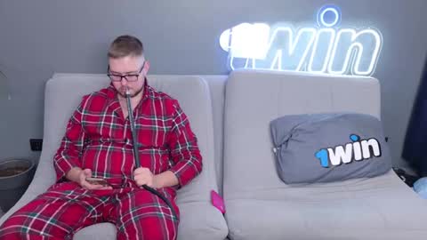 WebcamWhore online show from 19, 1, 2025