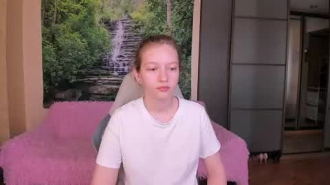 Snapshot of ksuhesa chatting on 19, 6, 2026 ksuhesa online show from 19, 6, 2026